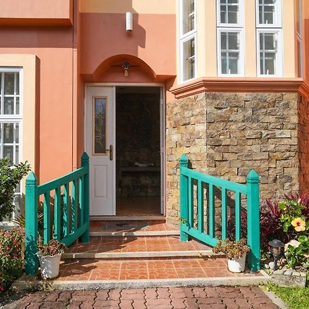 Charming Tagaytay Vacation Home Tagaytay City Dış mekan fotoğraf